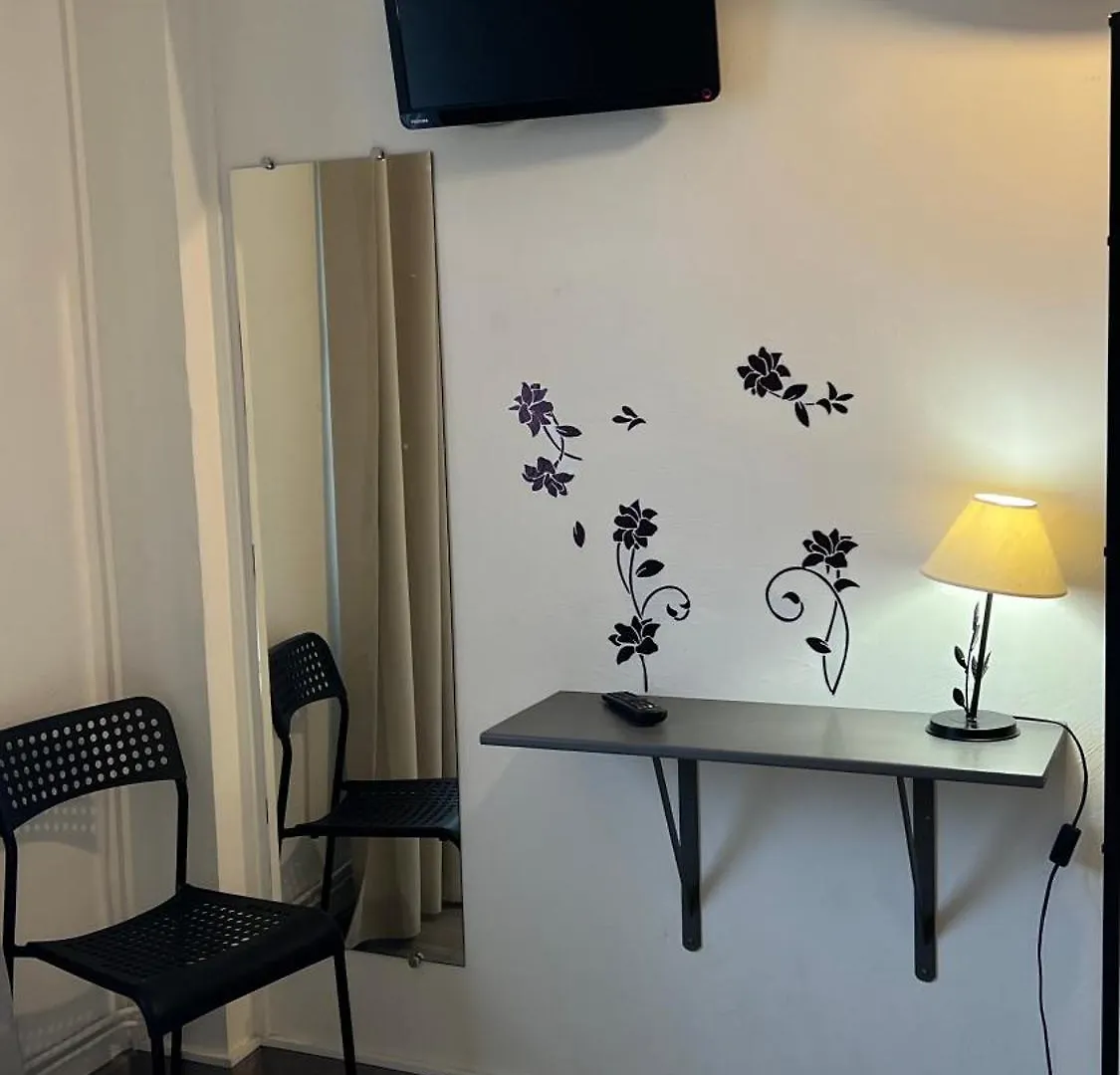 西尼奥雷酒店 萨路特德沃克吕兹 酒店