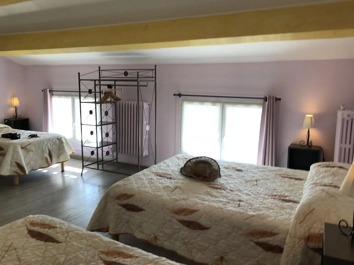 Le Signoret Sault Hotel